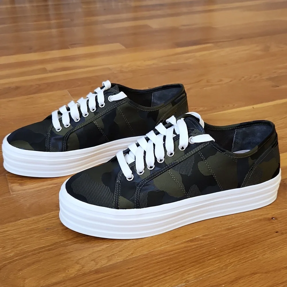 Gianni Bini Green Camo Platform Sneakers